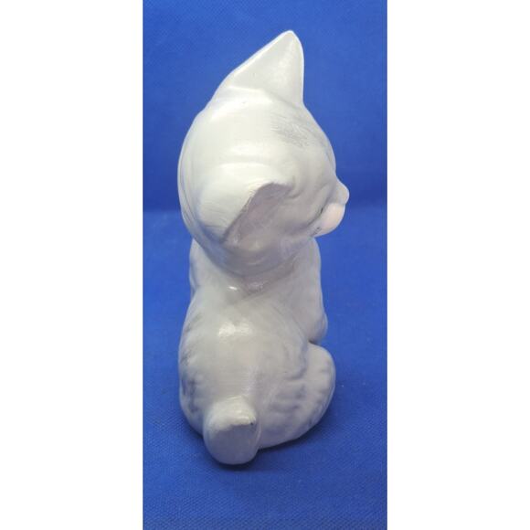 Ceramic Light Gray Cat Figurine 6”- w/ Green Eyes & Pink Nose- Excellent - Picture 2 of 6